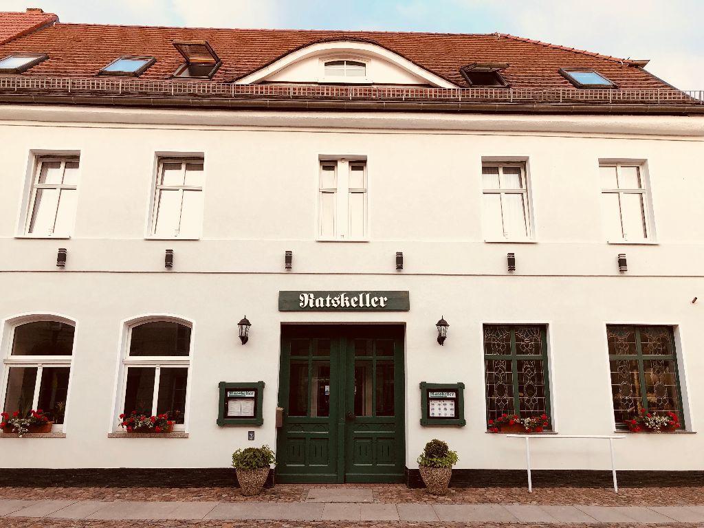 Ratskeller Hotel & Restaurant Lindow Esterno foto